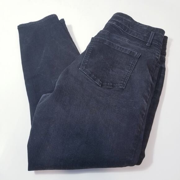 Ann Taylor Black The High Rise Skinny Jeans Petite Curvy Fit - Picture 11 of 12